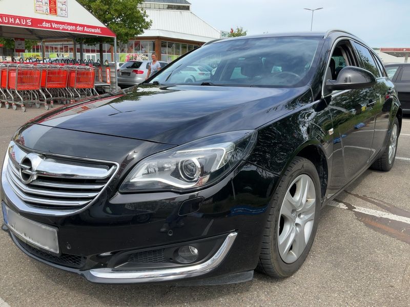 Opel Insignia Sports Tourer 2.0 CDTI Innovation 2017 – снимка 1