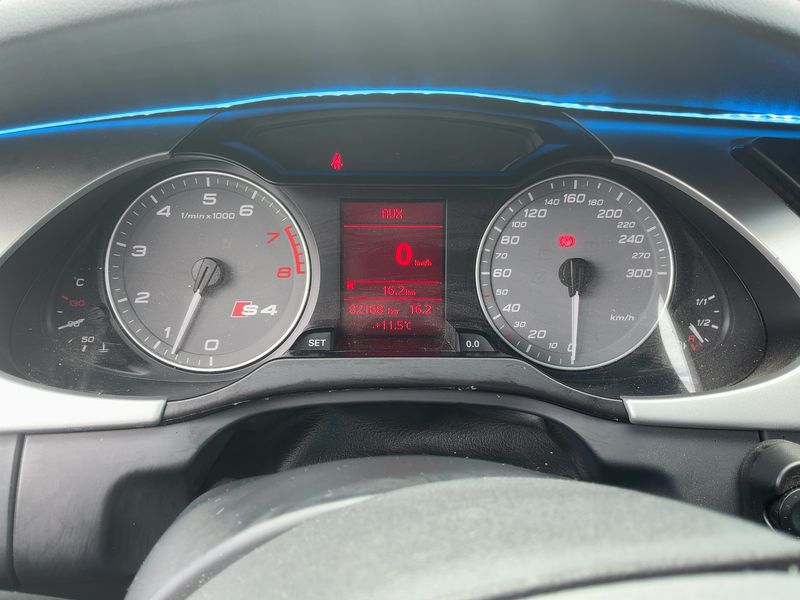 Audi S4 3.0 V6 TFSI quattro 2012 – снимка 19