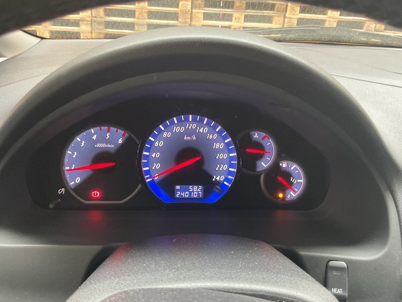 Mitsubishi Grandis 2.0 DI-D Intense 2006 – снимка 4