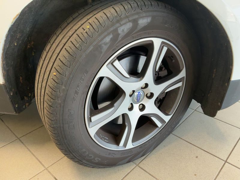 Volvo XC60 2.4 D5 Summum AWD 2012 – снимка 11
