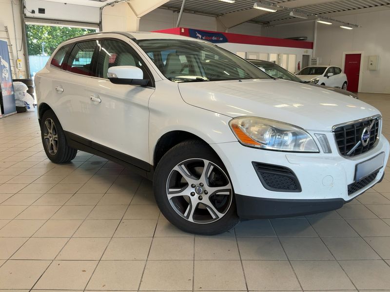 Volvo XC60 2.4 D5 Summum AWD 2012 – снимка 12
