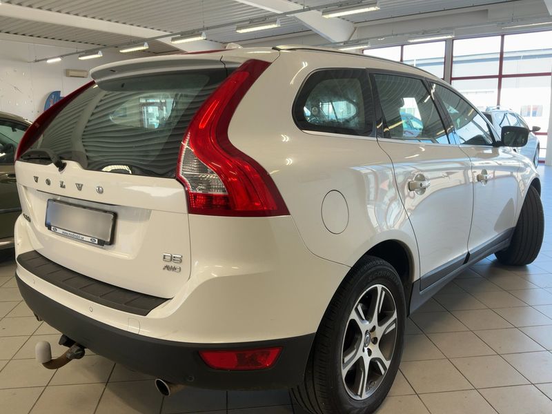 Volvo XC60 2.4 D5 Summum AWD 2012 – снимка 8