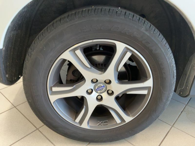 Volvo XC60 2.4 D5 Summum AWD 2012 – снимка 9