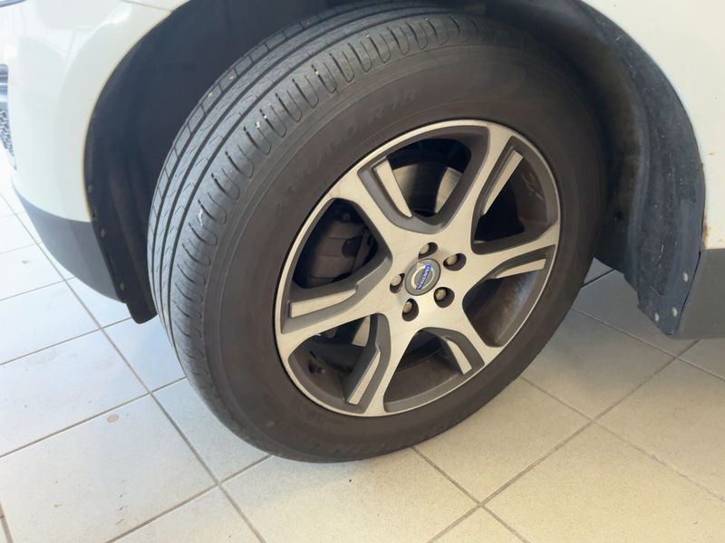 Volvo XC60 2.4 D5 Summum AWD 2012 – снимка 3