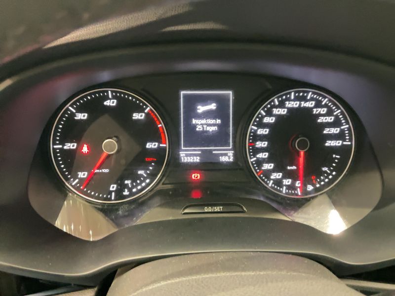 Seat Leon 1.6 TDI Style 2016 – снимка 19