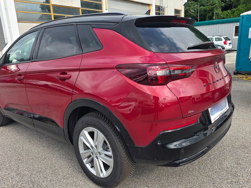 Opel Grandland X 1.2 Turbo GS Line 2024 – снимка 6