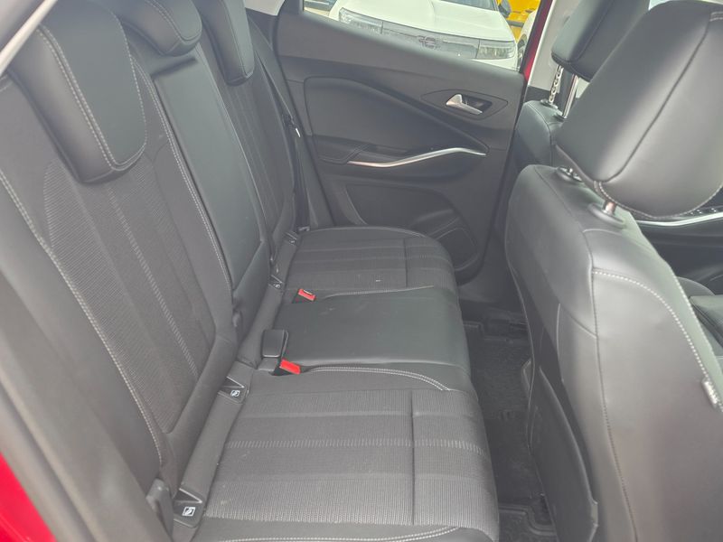 Opel Grandland X 1.2 Turbo GS Line 2024 – снимка 19