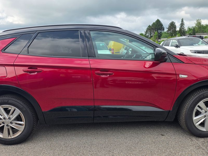 Opel Grandland X 1.2 Turbo GS Line 2024 – снимка 10