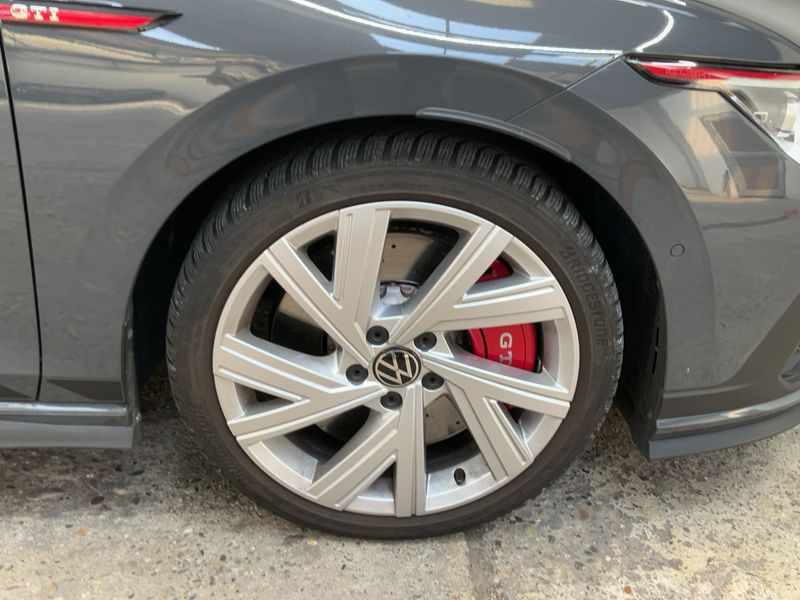 Volkswagen Golf VIII 2.0 TSI GTI Clubsport 2023 – снимка 11