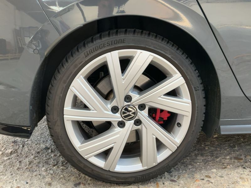 Volkswagen Golf VIII 2.0 TSI GTI Clubsport 2023 – снимка 9