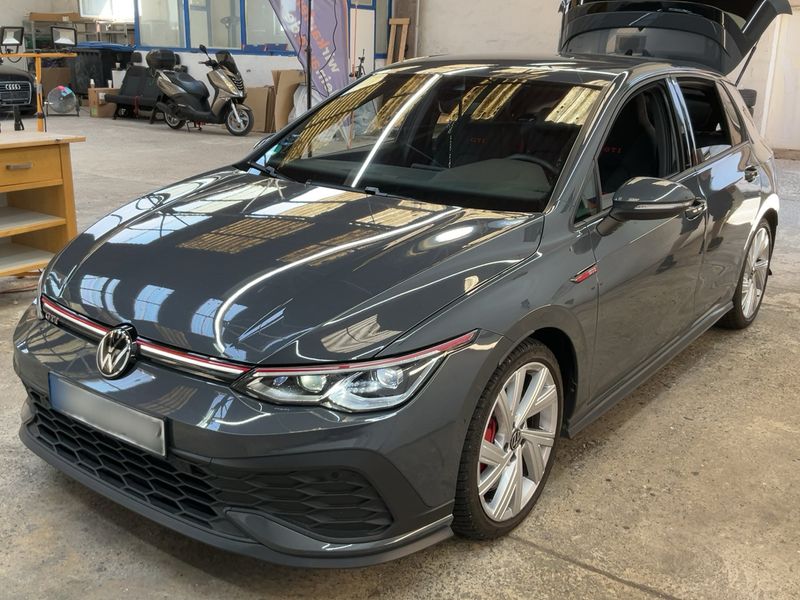 Volkswagen Golf VIII 2.0 TSI GTI Clubsport 2023 – снимка 1