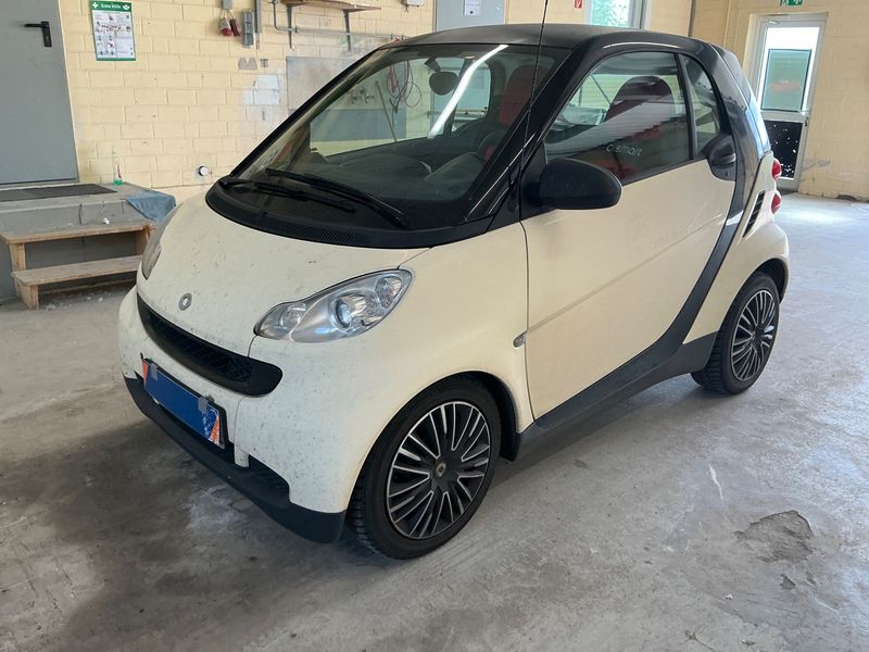 Smart fortwo 1.0 Micro Hybrid Drive pure 2012 – снимка 1