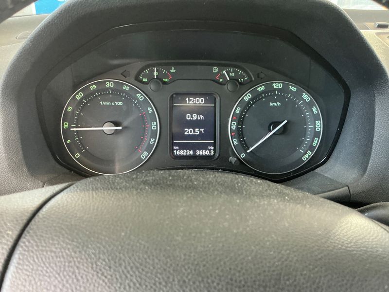 Skoda Octavia 1.9 TDI Elegance 4x4 2006 – снимка 4