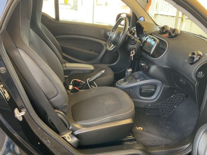 Smart fortwo 0.9 Turbo Basis passion 2018 – снимка 19