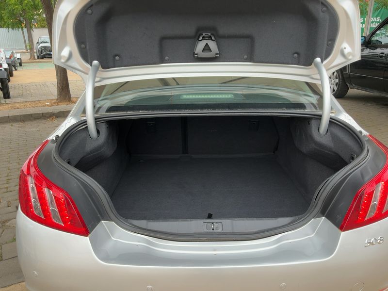 Peugeot 508 1.6 HDi Access 2011 – снимка 15