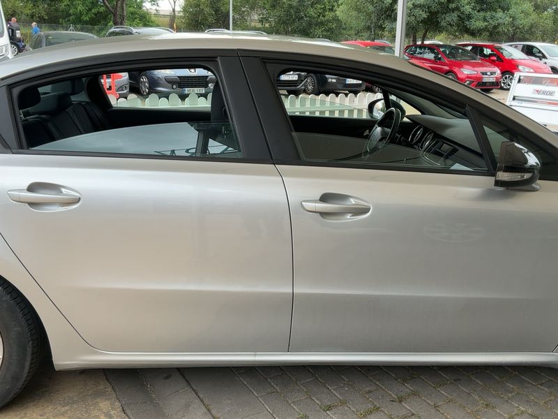 Peugeot 508 1.6 HDi Access 2011 – снимка 10