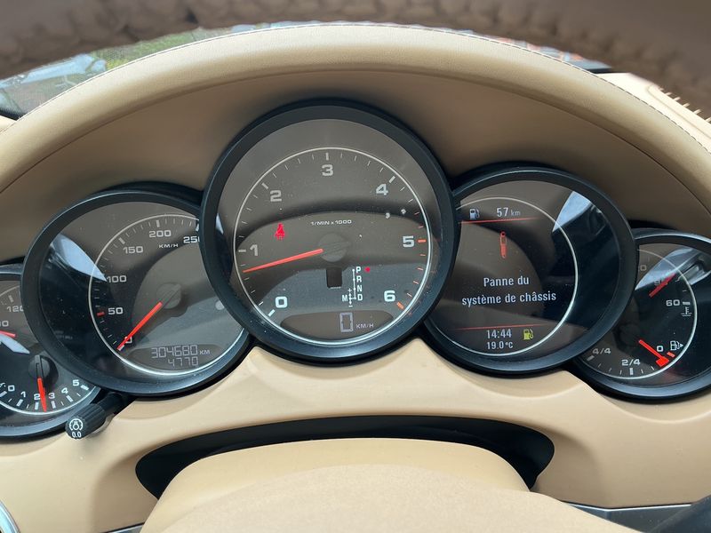 Porsche Cayenne Diesel 2012 – снимка 18