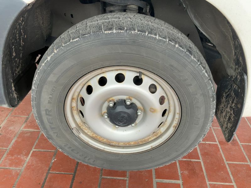 Toyota Hilux 2.4 D-4D Single Cab Duty 4x2 2021 – снимка 3