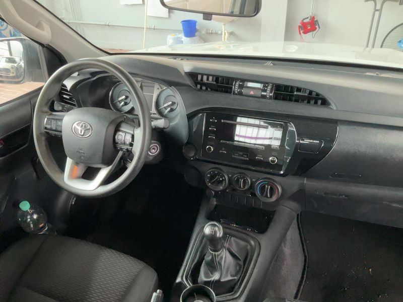 Toyota Hilux 2.4 D-4D Single Cab Duty 4x2 2021 – снимка 17