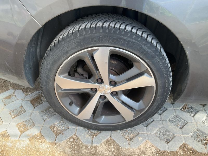 Peugeot 308 2.0 Blue-HDi Business-Line 2016 – снимка 9