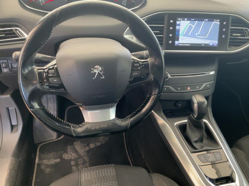 Peugeot 308 2.0 Blue-HDi Business-Line 2016 – снимка 17