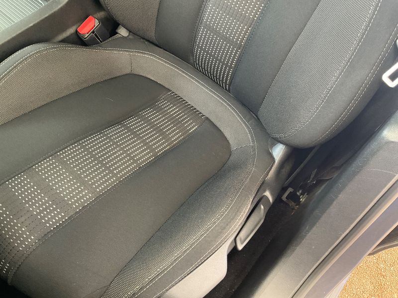 Peugeot 308 2.0 Blue-HDi Business-Line 2016 – снимка 26
