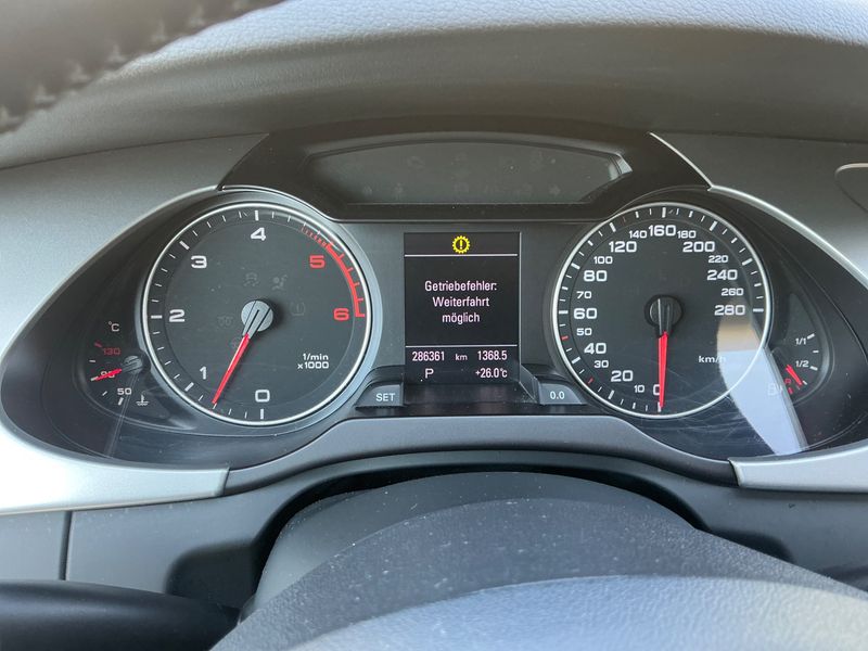 Audi A4 3.0 V6 TDI quattro Ambition 2010 – снимка 4