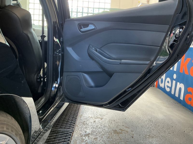 Ford Focus 2.0 TDCi ST 2017 – снимка 37