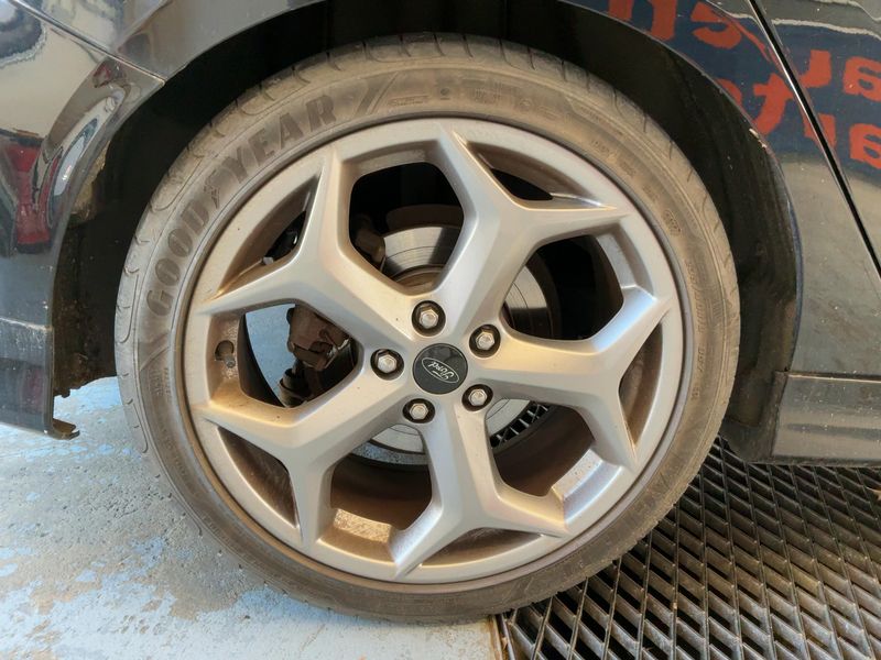 Ford Focus 2.0 TDCi ST 2017 – снимка 9
