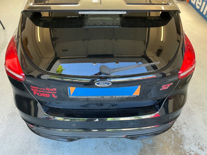Ford Focus 2.0 TDCi ST 2017 – снимка 44