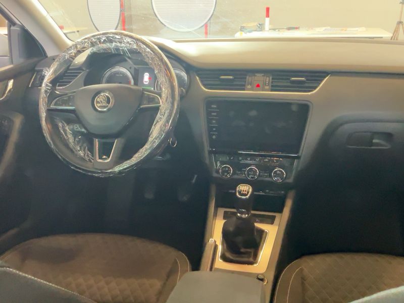 Skoda Octavia 1.4 TSI Drive 2017 – снимка 18
