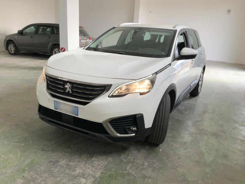 Peugeot 5008 1.5 Blue-HDi Active 2018 – снимка 1