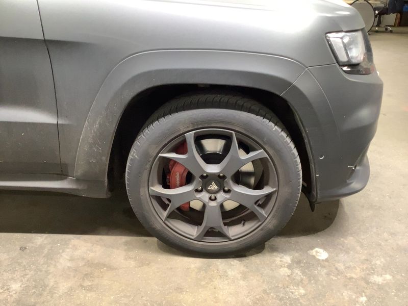 Jeep Grand Cherokee 6.4 V8 HEMI SRT 2018 – снимка 11