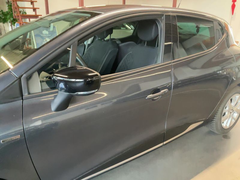 Renault Clio 0.9 TCe Limited 2019 – снимка 4