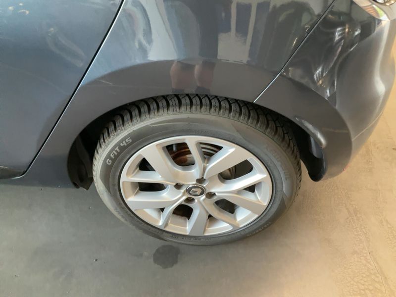 Renault Clio 0.9 TCe Limited 2019 – снимка 5