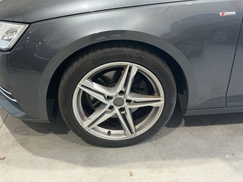 Audi A4 2.0 TDI S line 2016 – снимка 3