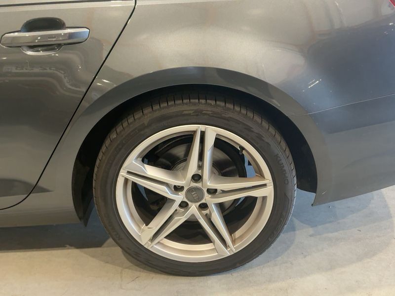 Audi A4 2.0 TDI S line 2016 – снимка 5