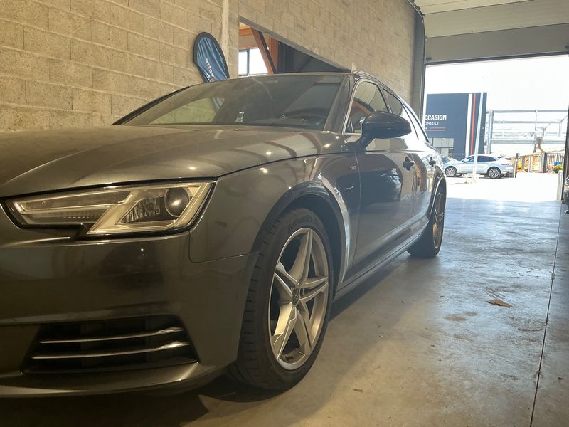 Audi A4 2.0 TDI S line 2016 – снимка 2