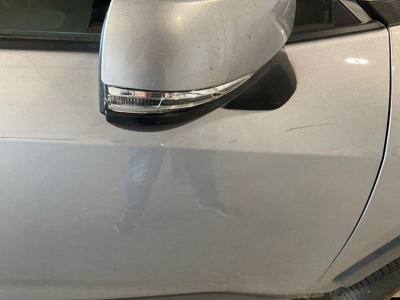 Toyota RAV 4 2.5 Hybrid 4x4 Lounge 2022 – снимка 24