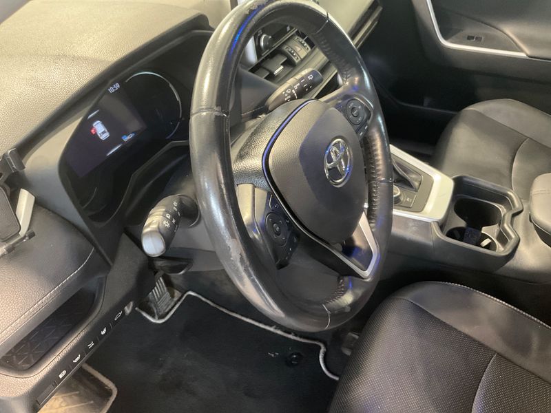 Toyota RAV 4 2.5 Hybrid 4x4 Lounge 2022 – снимка 28