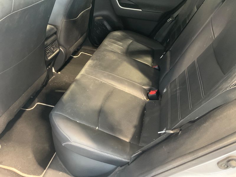 Toyota RAV 4 2.5 Hybrid 4x4 Lounge 2022 – снимка 25