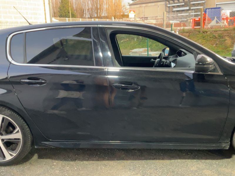 Peugeot 308 2.0 Blue-HDi GT 2019 – снимка 10
