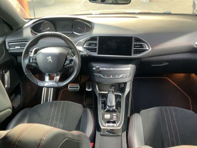 Peugeot 308 2.0 Blue-HDi GT 2019 – снимка 17
