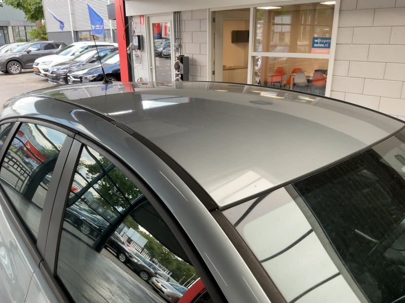 Opel Astra 1.4 Turbo Edition 2011 – снимка 13