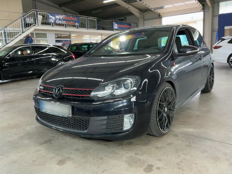 Volkswagen Golf VI 2.0 TSI GTI 2011 – снимка 1