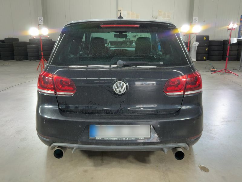 Volkswagen Golf VI 2.0 TSI GTI 2011 – снимка 7