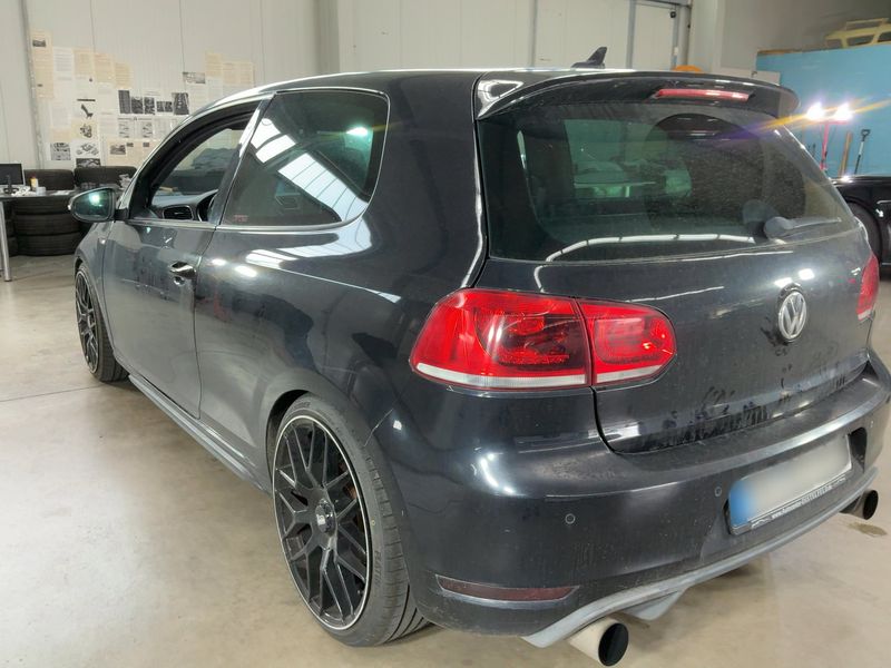 Volkswagen Golf VI 2.0 TSI GTI 2011 – снимка 6