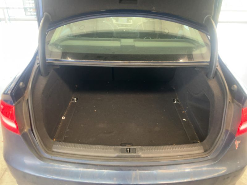 Audi A4 2.0 TDI Advanced Edition 2012 – снимка 15