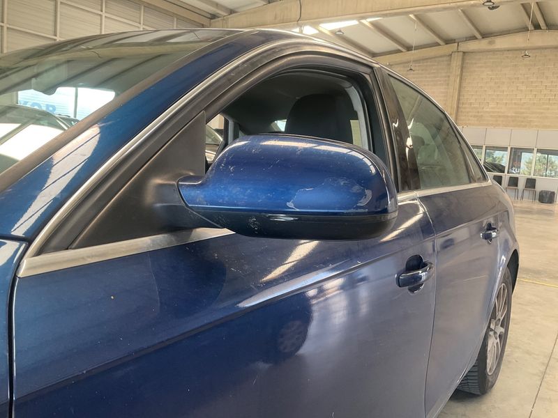 Audi A4 2.0 TDI Advanced Edition 2012 – снимка 32