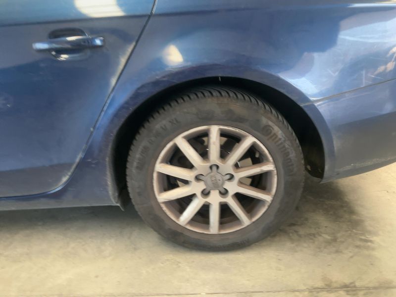 Audi A4 2.0 TDI Advanced Edition 2012 – снимка 5